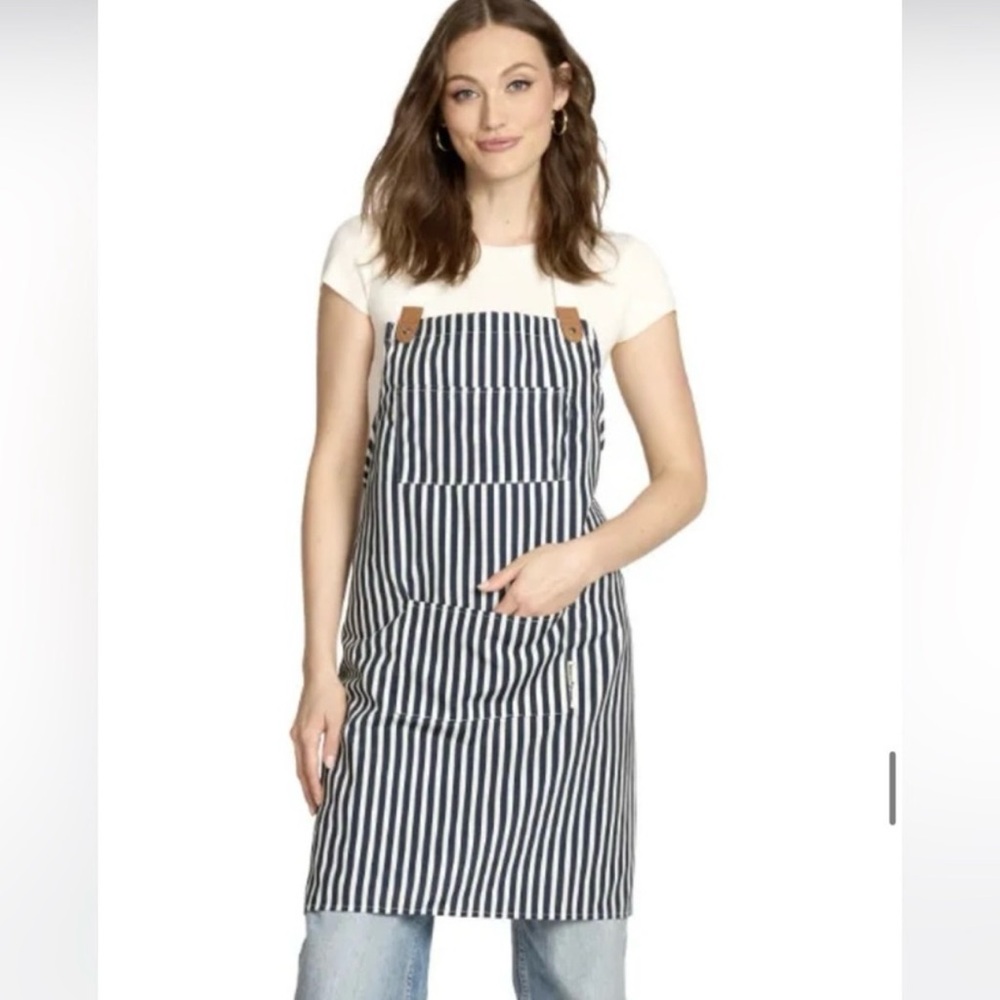 Black and White Striped Apron with Pockets